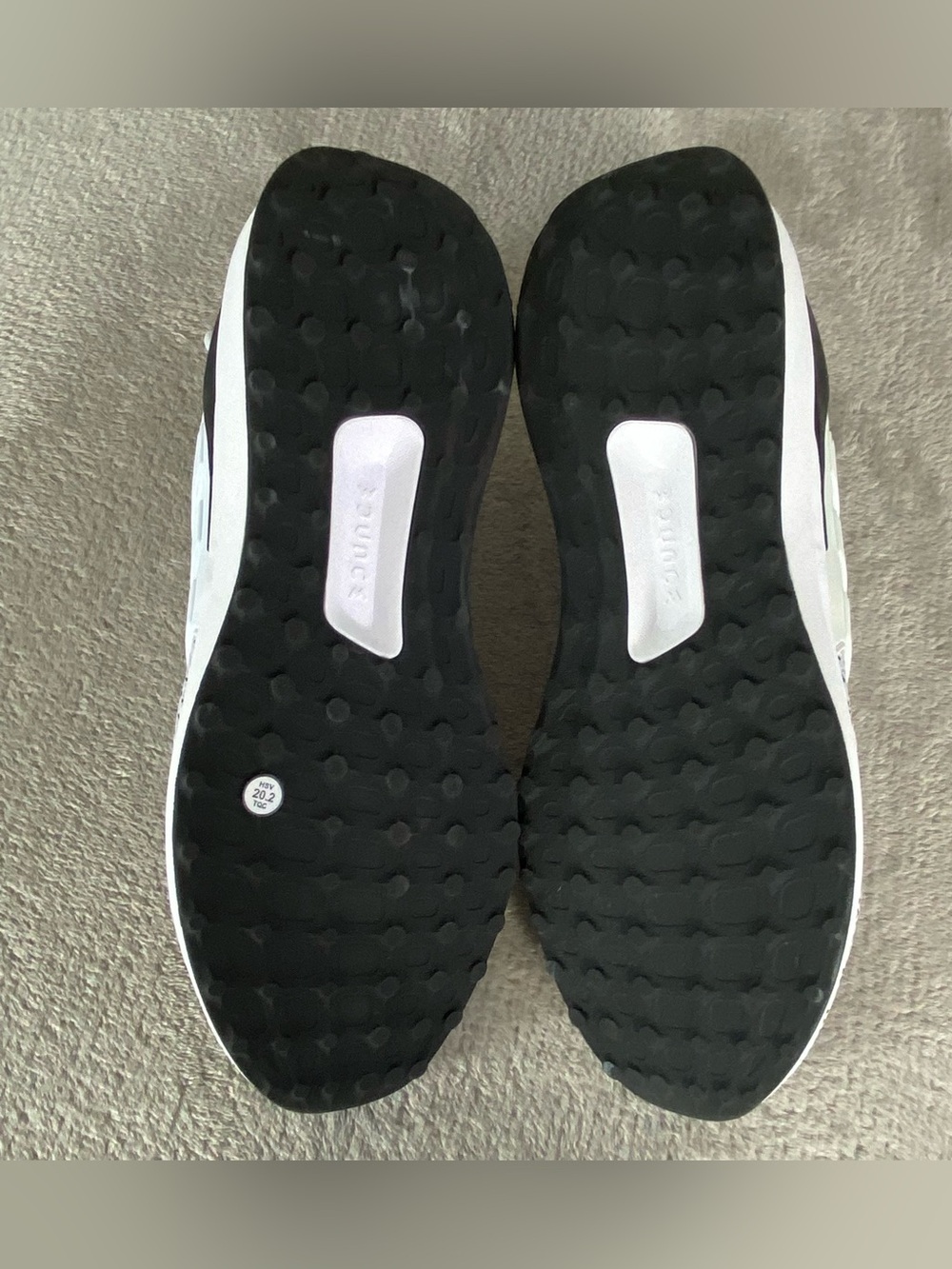 adidas Ultradream DNA IH7549 Mens Size 11.5 Black White Knit Running Shoes NEW - Picture 9 of 10